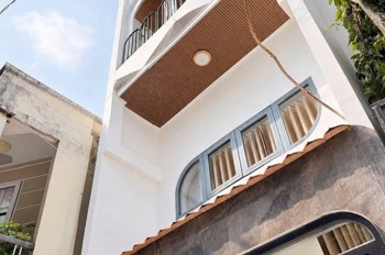 Giảm Gấp 300 Triệu – Nhà Đẹp Thích Quảng Đức - Phú Nhuận