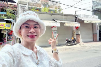 Cần Sang Chủ Mới Quản Lý Nhà 3 Mặt Tiền Kinh Doanh Đường Xóm Chiếu, Quận 4 - Diện Tích Lớn 446M2 