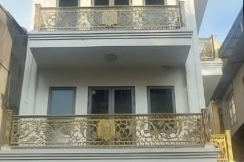 Cho Thuê Nhà, 86M2_ 4.5T; Hoàng Quốc Việt, Tô Hiệu, Nghĩa Tân -30 Tr