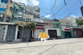 Bán Nhà Quận 4 - Ngang Lớn Hiếm 6,6M * 16M Sổ Vuông Chuẩn Đẹp - Xe Hơi Đậu Cửa Ngay Nhà Thờ Xóm