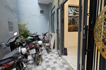 Sát Mặt Tiền Vĩnh Khánh Tôn Đản Q4nhỉnh 4 Tỷ Ngang 4 .1 M Dài 13 Đúc Xây Mới