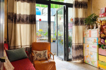 Bán Nhà Ni Sư Huỳnh Liên, Quận Tân Bình, 4X10m (40 M2), 6.2 Tỷ