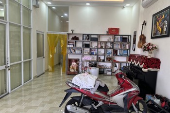 Cần Bán 219M2 Nhà Cấp 4 Đẹp Mặt Tiền Đường Thế Lữ